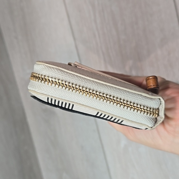 Fossil Women Emma RFID Zip clutch Leather Wallet - Picture 8 of 13